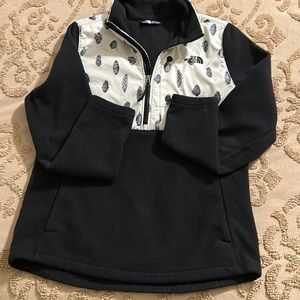 North Face Women’s 1/2 Zip Pullover Large